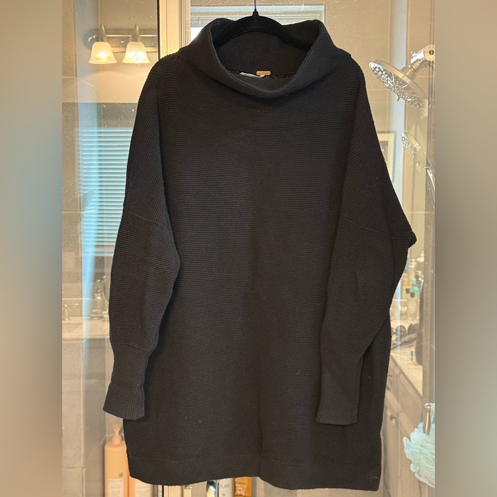 Free People Ottoman Slouchy Tunic size M black